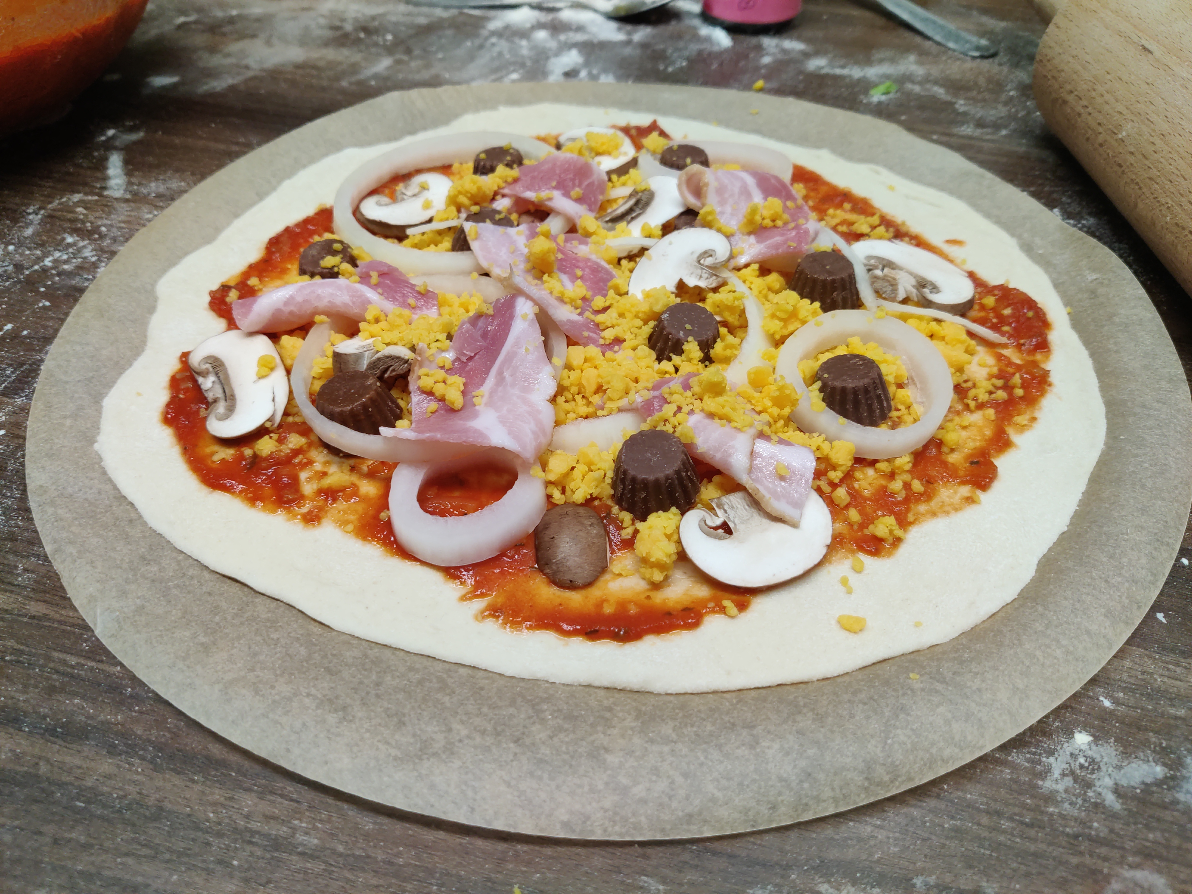Pizza Erdnusstörtchen