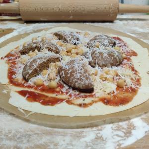 Pizza Lebkuchen-Kichererbsen